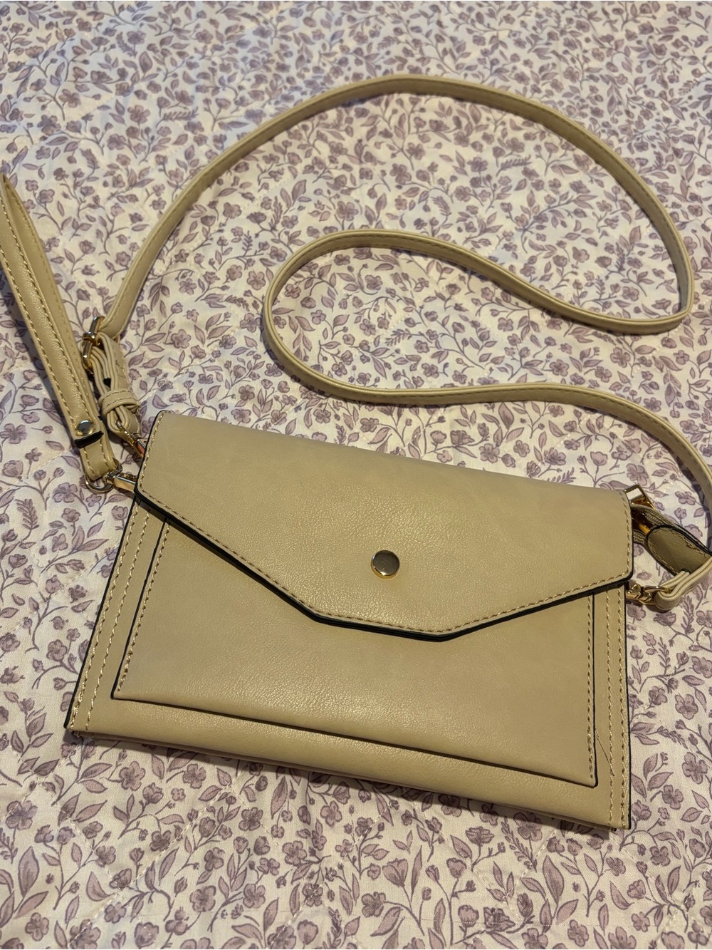Women’s Beige Crossbody Envelope Bag